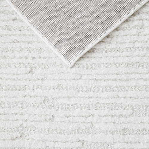 White Sheridan Runner