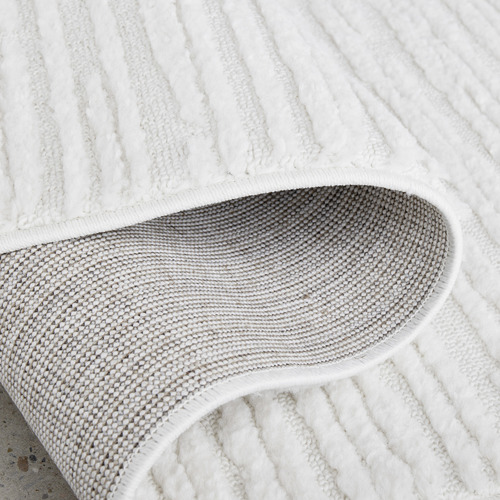 White Sheridan Runner