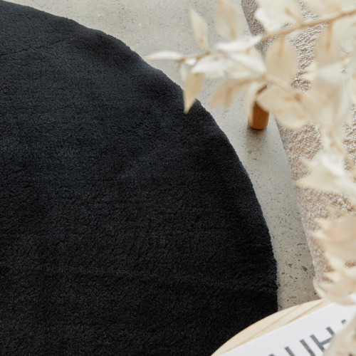 Black Cleo Round Rug