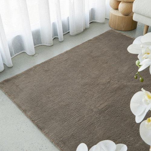 Oyster Cleo Rug