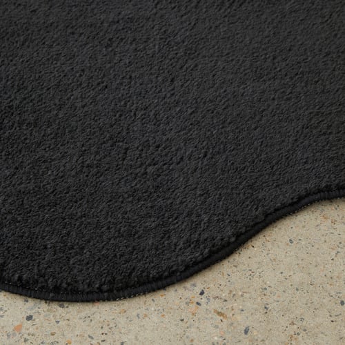 Black Elsie Wavy Runner