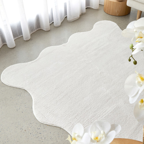 White Elsie Wavy Rug