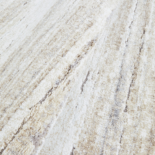 Silver Ilyas Runner