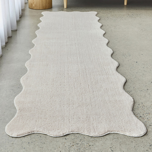 Beige Elsie Wavy Edge Machine Washable Runner