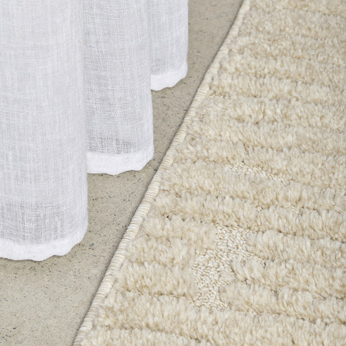 Latte Mona Rug