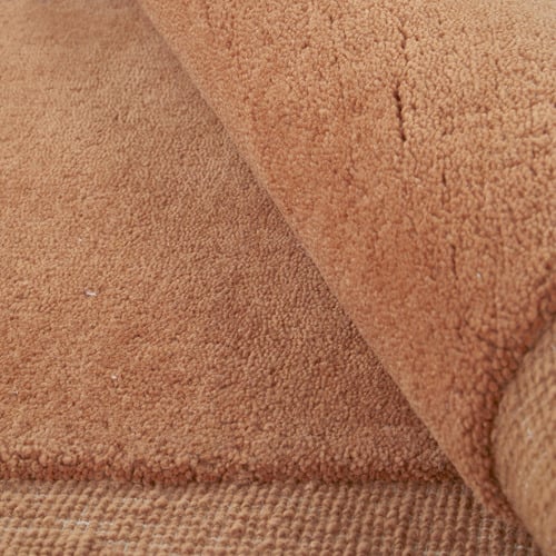 Spice Harbor New Zealand Woold Shaped Rug
