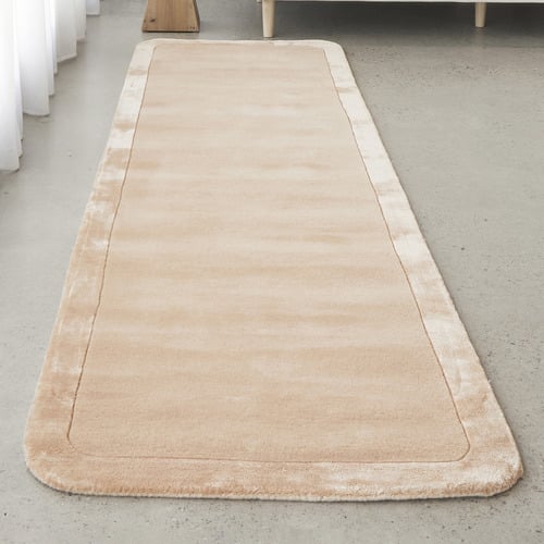 Nude Rivia Hand-Tufted Wool & Viscose Runner