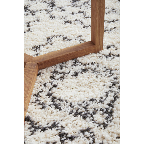 White & Charcoal Mahdi Moroccan Power-Loomed Shag Rug