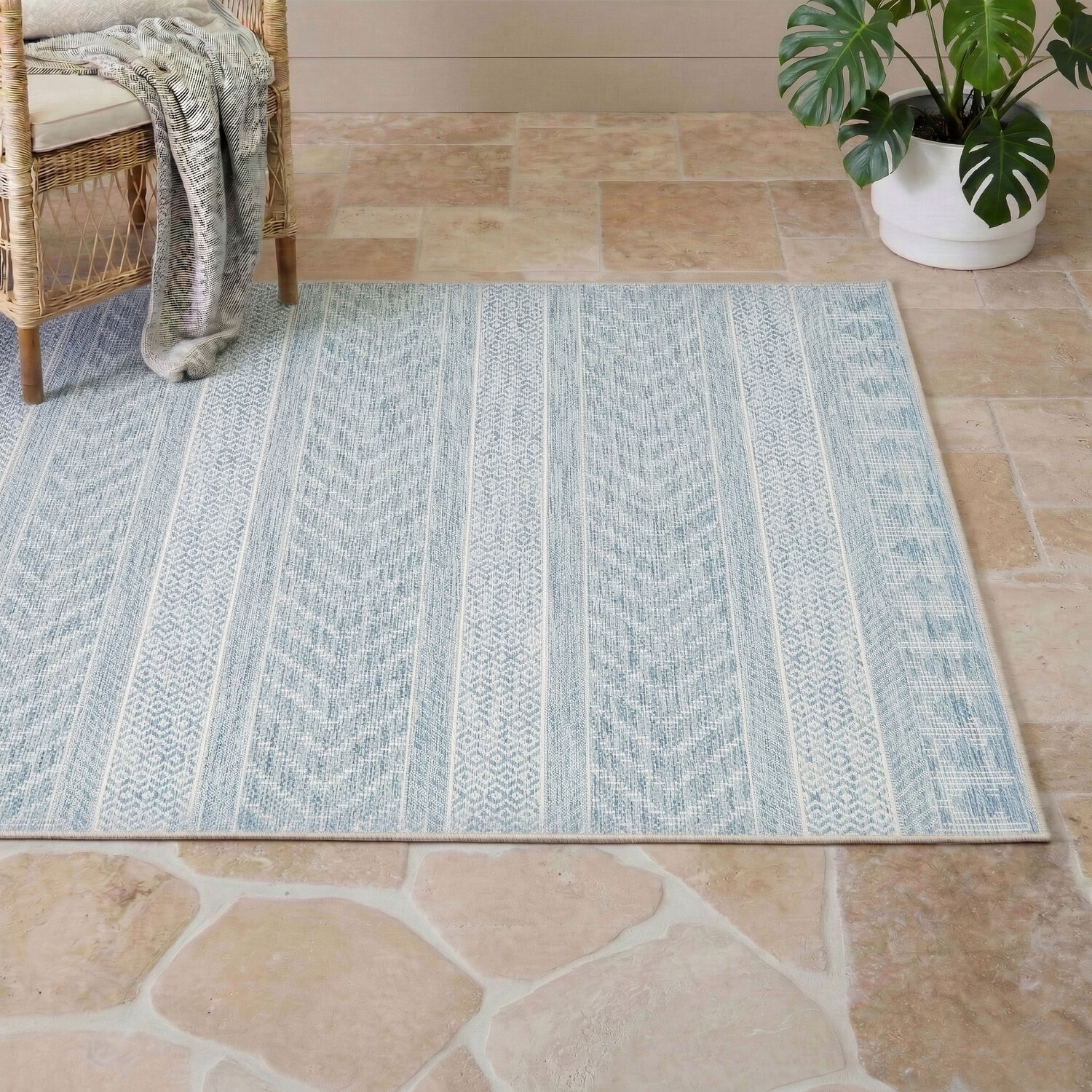Blue & Natural Flat-Woven Indoor/Outdoor Rug