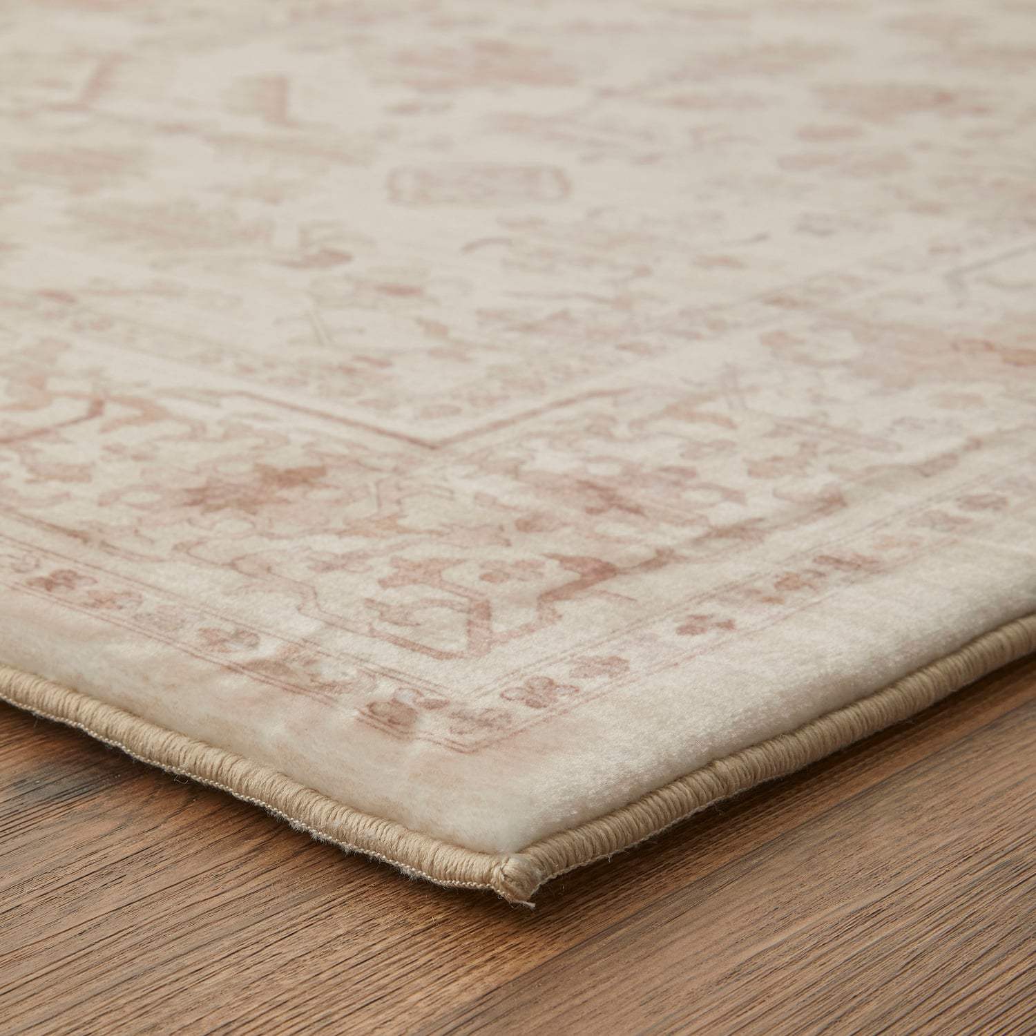 Fenrir Traditonal Rug