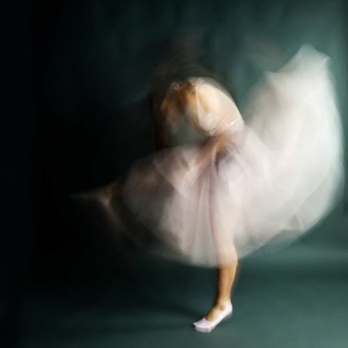 The-Softest-Strength-Ballerina-Canvas-Wall-Art-UR_17_03_007