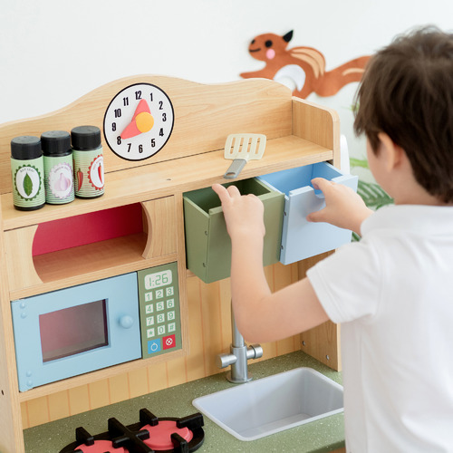 Teamson Kids Little Chef Florence Classic Play Kitchen