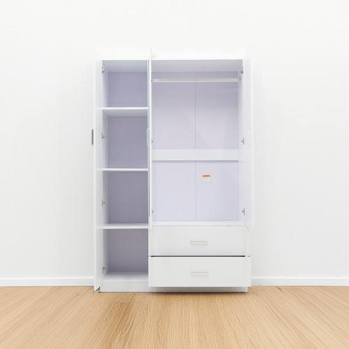 Cheltenham-3-Door-2-Drawer-Mirrored-Wardrobe