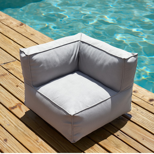 Nevelson-Outdoor-Corner-Lounge-Chair