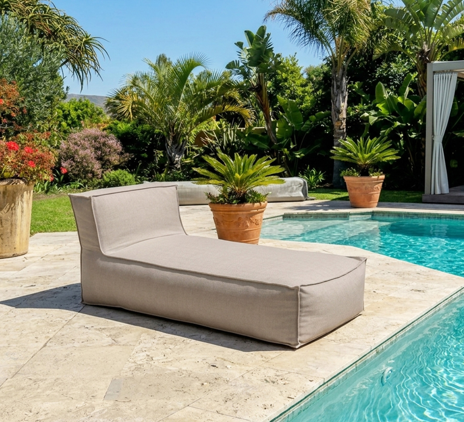Kelsey Upholstered Sun Lounge