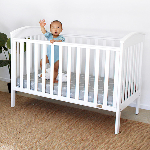 Classic-Curved-Pine-Wood-Cot