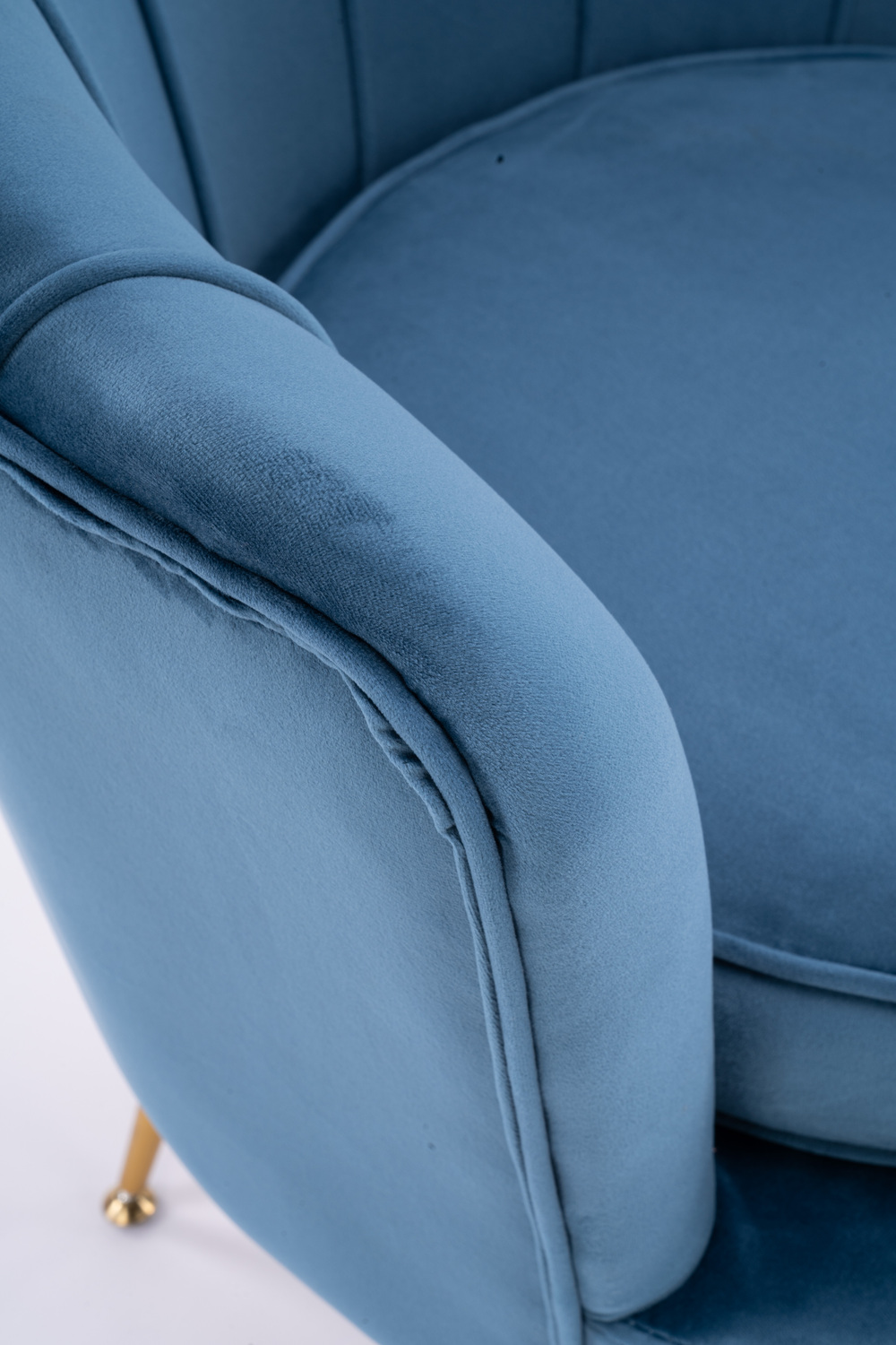 Shanaya-Velvet-Armchair