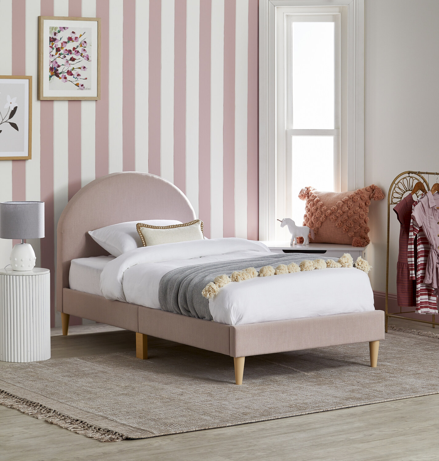 Trimmed-Border-Rectangular-Linen-Blend-Cushion-CULT06