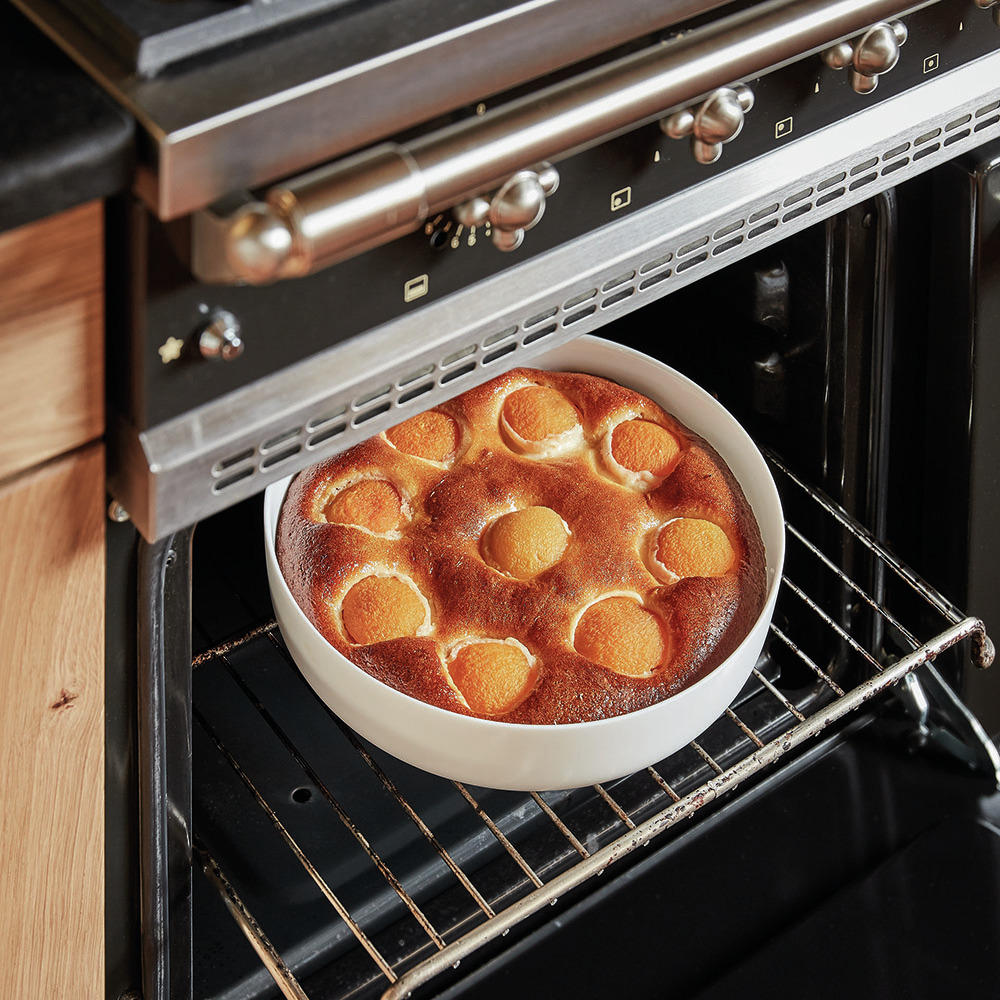 Fairfield Round Opal Glass Baking Dish