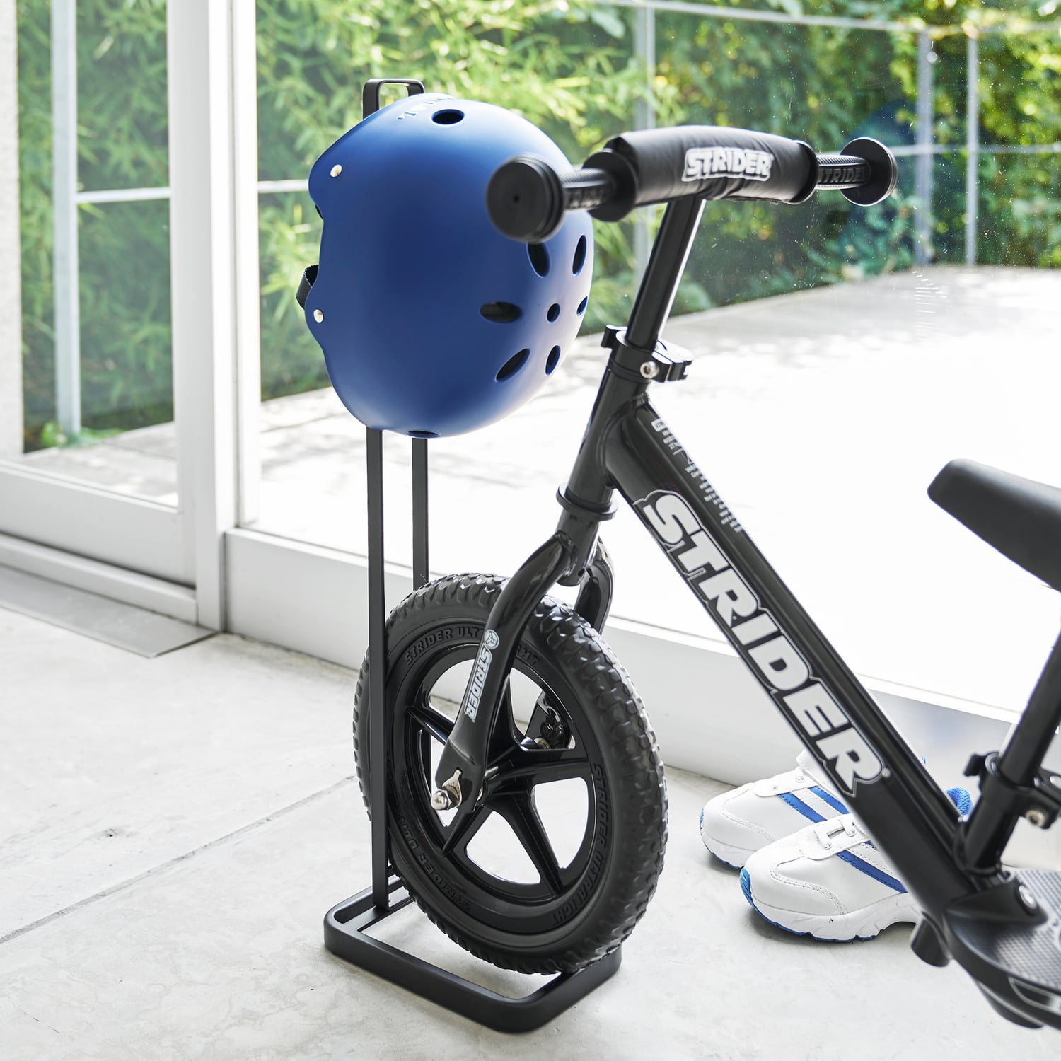 Tower Kids Balance Bike & Helmet Stand