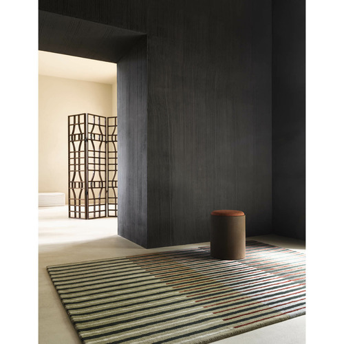 Decor Proof Hand-Tufted Wool-Blend Rug