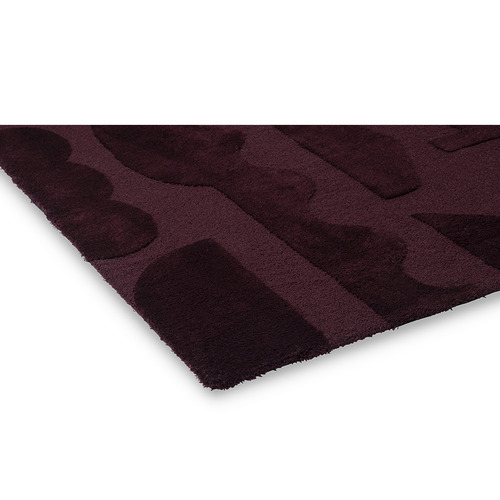 Burgundy Twinset Mural Tufted Wool Rug