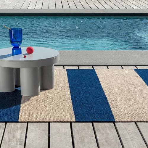 Electric Blue Deck Hand-Woven Indoor/Outdoor Rug