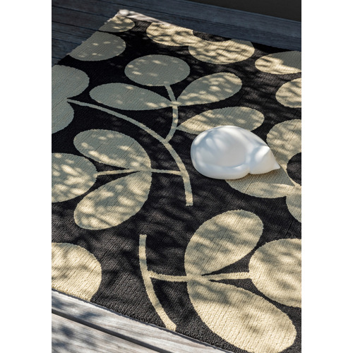 Monochrome Stem Spring Outdoor Rug