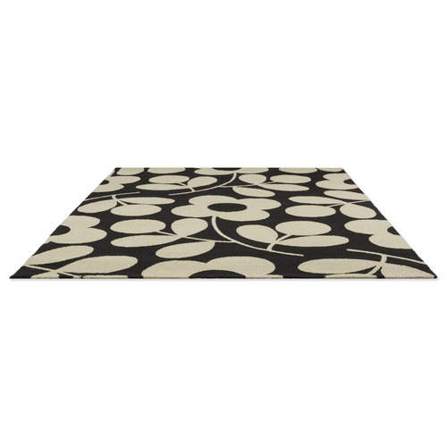 Monochrome Stem Sprig Outdoor Rug