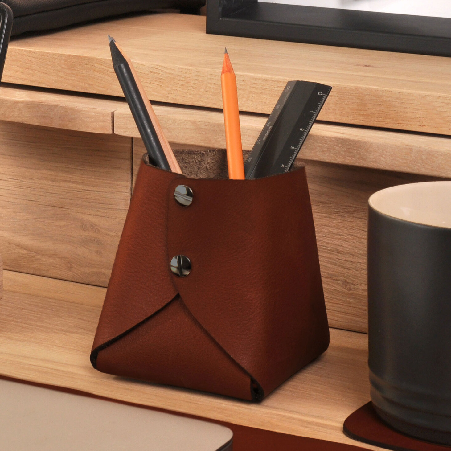 Tan Artisan Leather Pen Pod