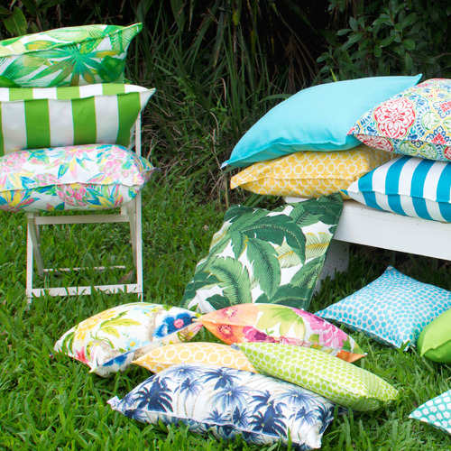 Bungalow Living Oasis Palm Outdoor Cushion Temple & ster