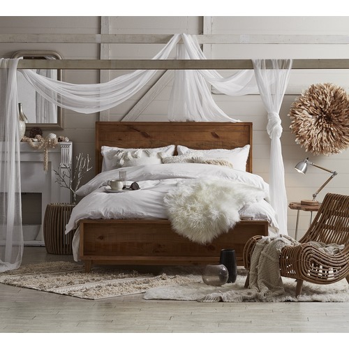 Evergreen Home Ava Recycled Pine Wood Bed Temple & ster