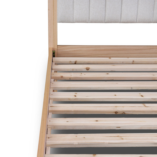 Amelie Queen Bed