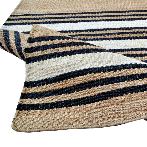 Natural Black Continental HandWoven Jute Rug Temple & ster