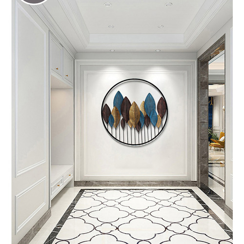 Round Iron Leafy Wall Accent