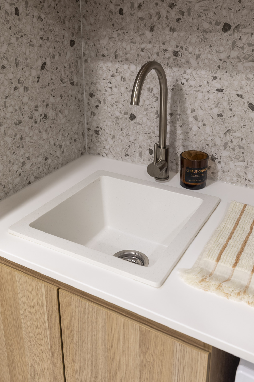 420mm-Single-Granite-Kitchen-Sink