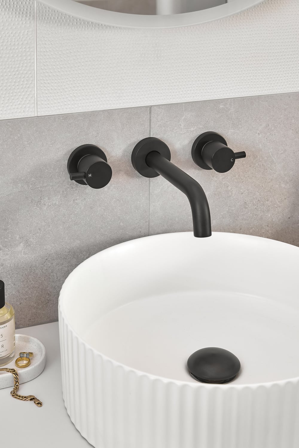 Euro-Matte-Wall-Mounted-Bath-Basin-Spout-and-Tap-Set