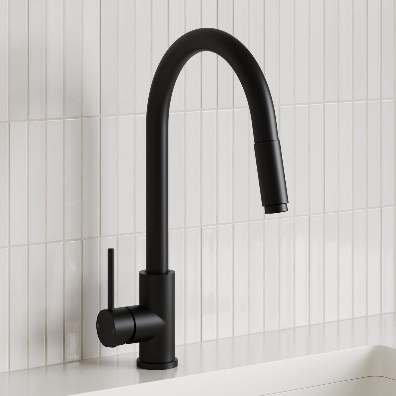 Solander Swivel Pull-Out Kitchen Mixer