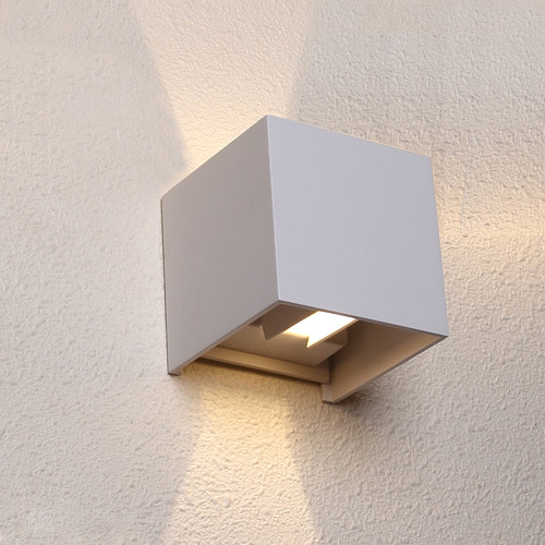 Toca Aluminium Outdoor Wall Light