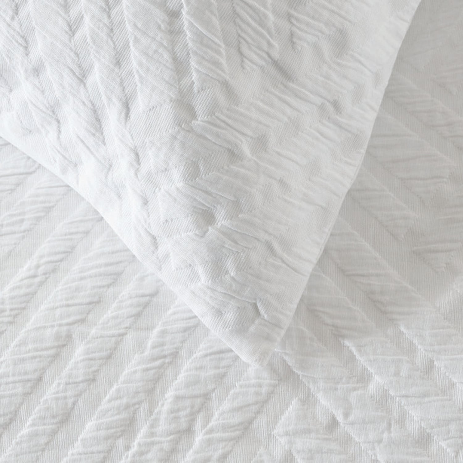 White Derya Jacquard Quilt Cover Set