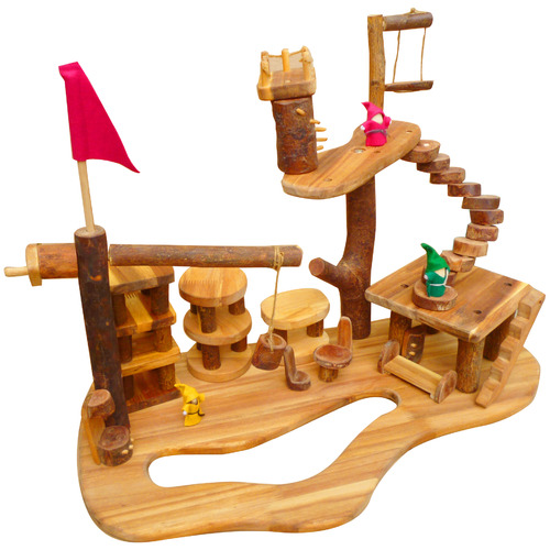 24 Piece Wooden Tree House Play Set