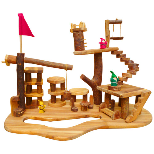 24 Piece Wooden Tree House Play Set