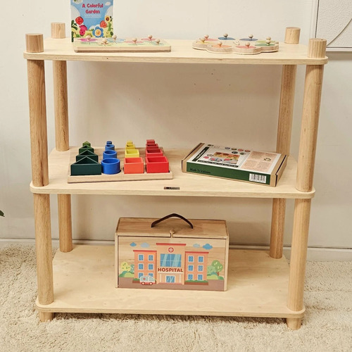 Q Toys Kids&rsquo; Montessori 3 Tier Shelf