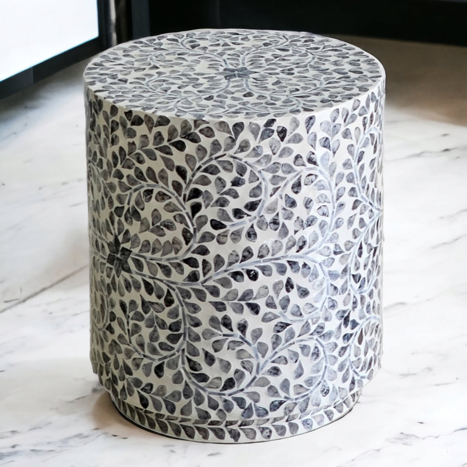 Henrik Side Table