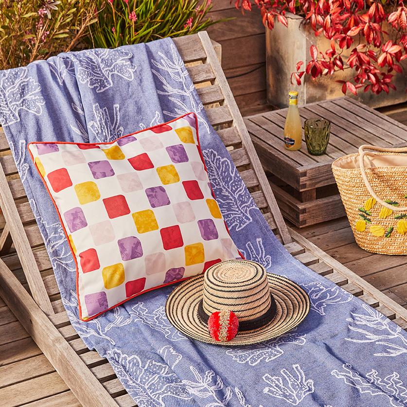 Gabi Outdoor Cushion