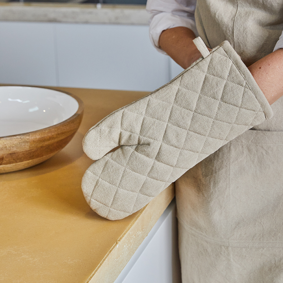 Eira Cotton-Blend Oven Mitts