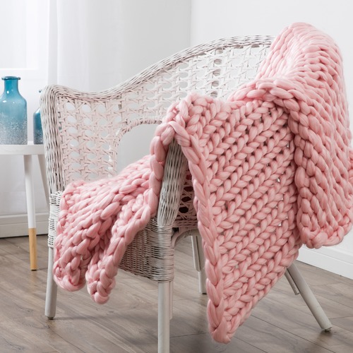 Pink Chunky Knit Throw | Temple & Webster