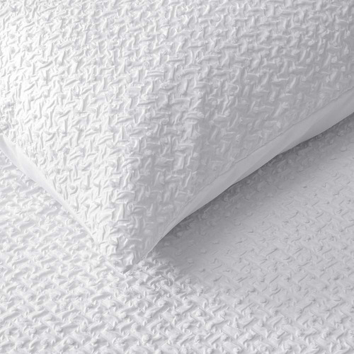 Clip Dotty Quilt Cover Set