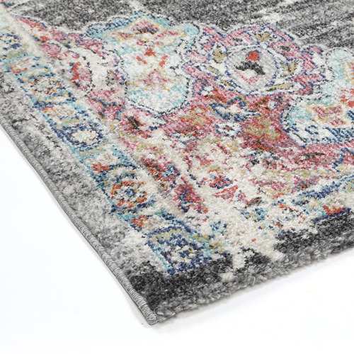 Vesna Oriental Vintage-Style Rug