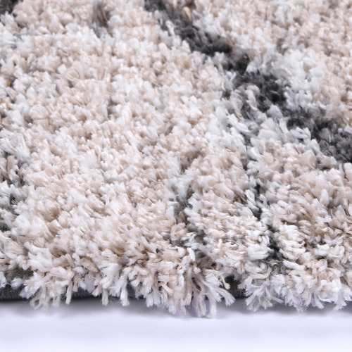 Beige Ana Shaggy Argyle Rug